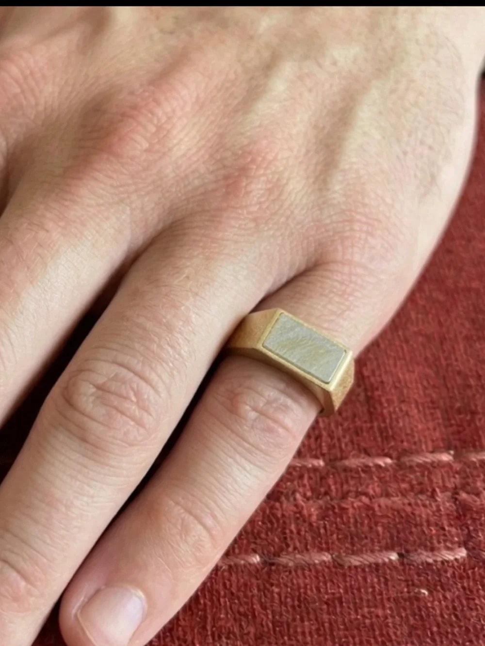 🆕CANVAS: Unisex Trendy Gold Tone Rectangular Ring w/ Gray Stone- Men’s Sz 5.5-6